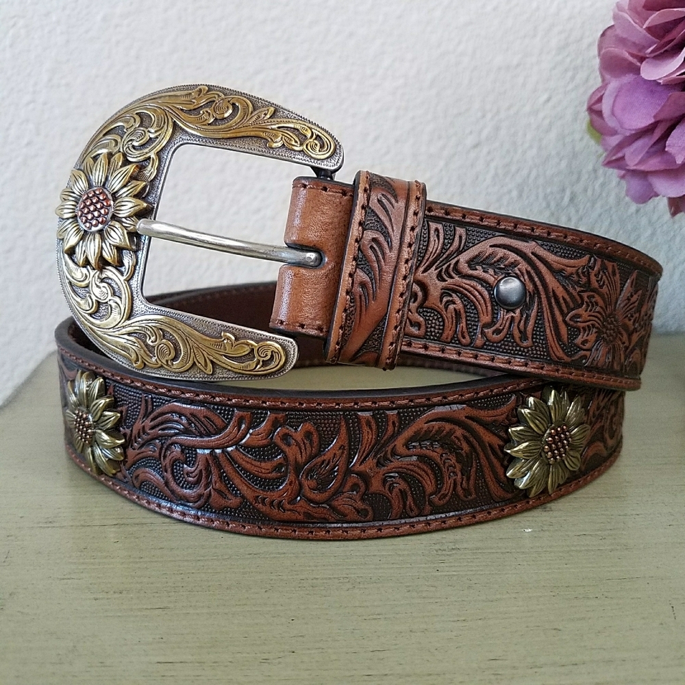Ariat Daisy Tooled Leather Belt